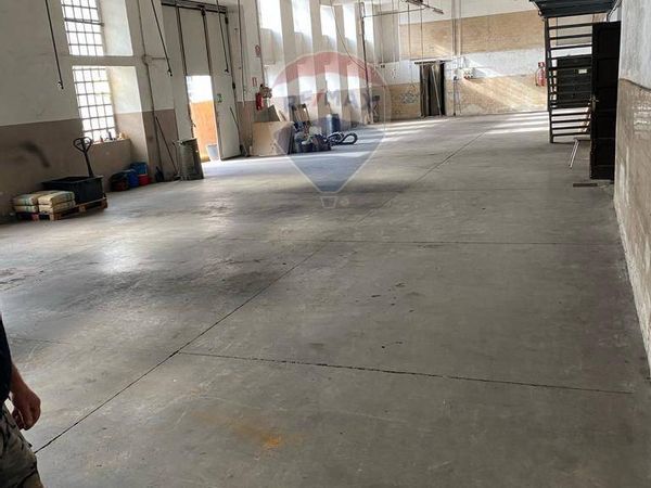 Capannone Industriale Corna Imagna, BG Affitto