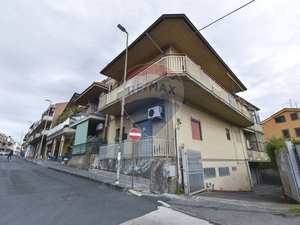 Locale Commerciale Cannizzaro, Aci Castello, CT Vendita - Foto 3