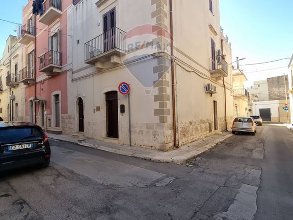 Casa Indipendente Turi, BA Affitto