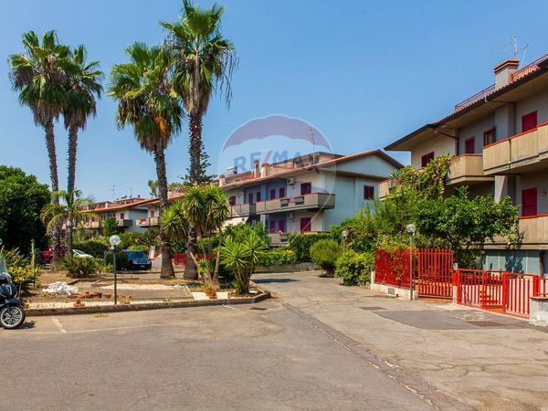 Villa a schiera San Giovanni la Punta, CT Vendita