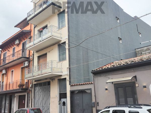 Appartamento Paternò, CT Vendita