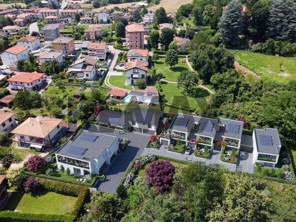 Villa singola Montano Lucino, CO Vendita