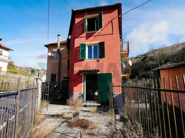 Casa Semindipendente Fumeri, Mignanego, GE Vendita