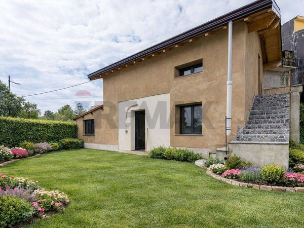 Villa o villino Aci Sant'Antonio, CT Vendita