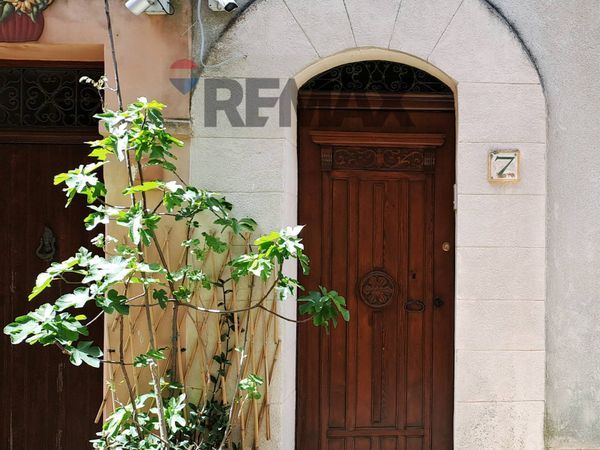 Casa Indipendente Gratteri, PA Vendita