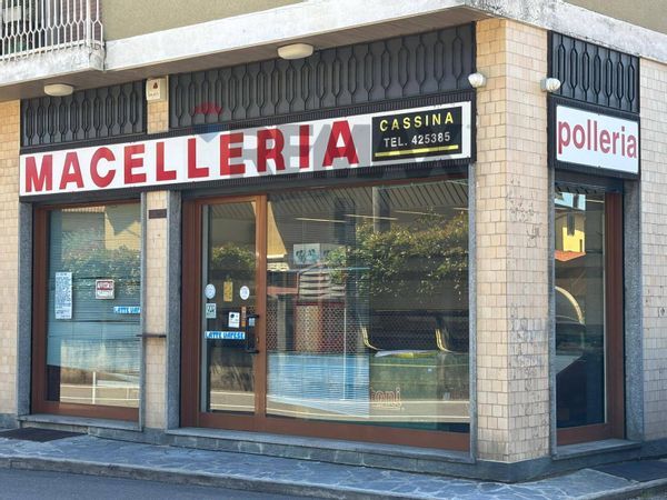 Negozio Gurone, Malnate, VA Affitto