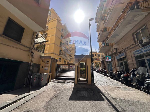 Appartamento Vomero, Napoli, NA Vendita - Foto 2