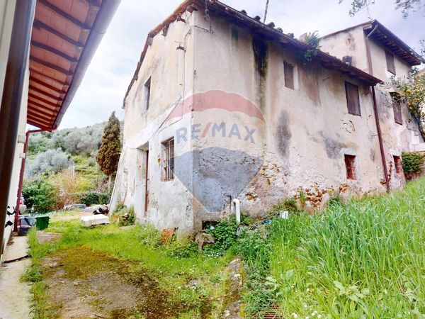 Rustico Stiava, Massarosa, LU Vendita