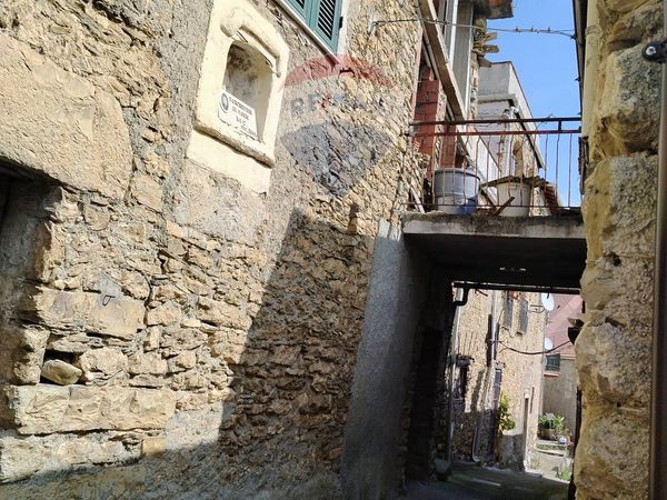 Appartamento Calderara, Pieve di Teco, IM Vendita