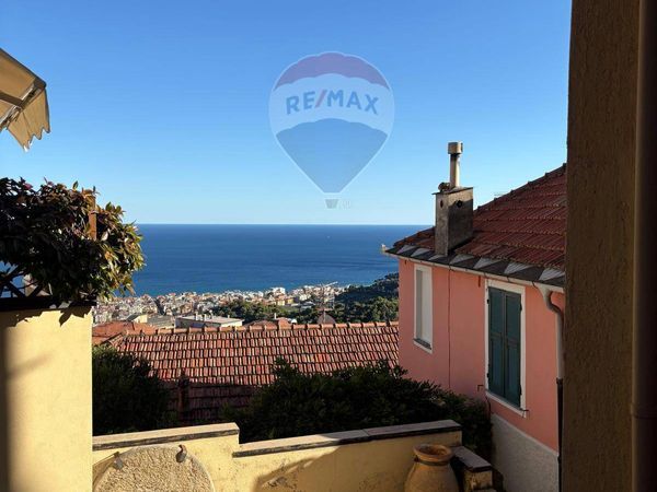 Casa Indipendente Moglio, Alassio, SV Vendita