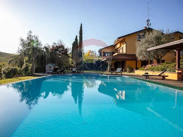 Villa singola Rosignano Monferrato, AL Vendita