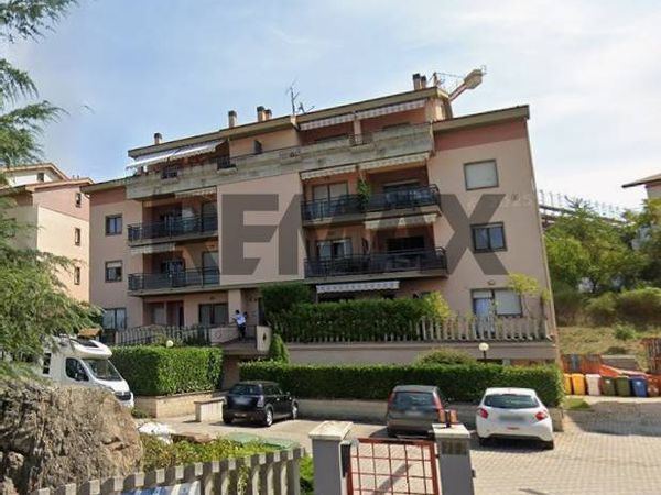 Appartamento Torrione, L'Aquila, AQ Affitto