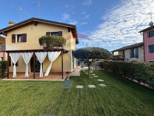 Villa a schiera Castelnuovo del Garda, VR Vendita