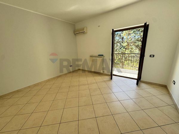 Ufficio Corigliano Calabro Stazione, Corigliano-Rossano, CS Affitto