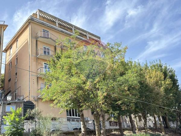 Appartamento Petralia Sottana, PA Vendita