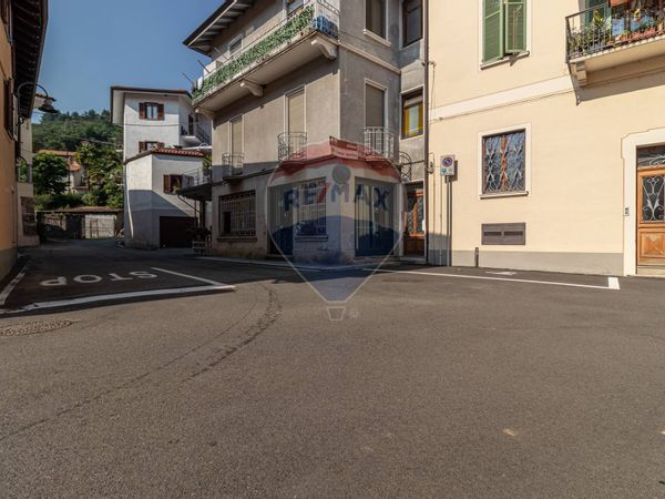 Locale Commerciale Sostegno, BI Vendita