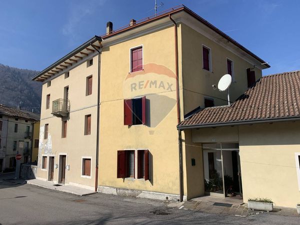 Porzione di casa Centro, Seren del Grappa, BL Vendita