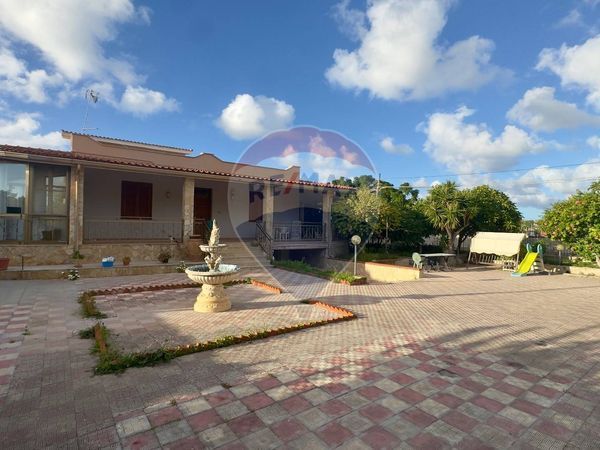 Villa singola Cinisi, PA Vendita