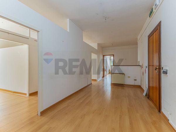 Ufficio Carbonazzi, Sassari, SS Affitto - Foto 3