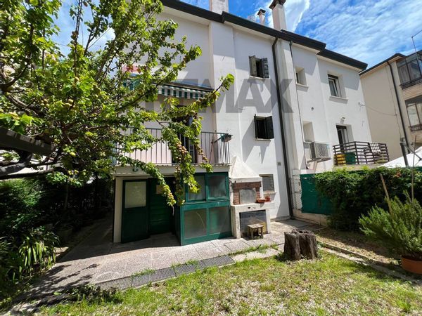 Villetta bifamiliare Centro storico, Padova, PD Vendita