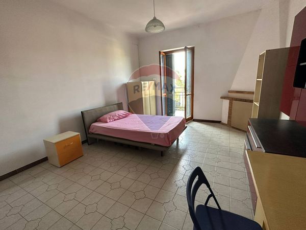 Stanza Semicentro Nord, Matera, MT Affitto