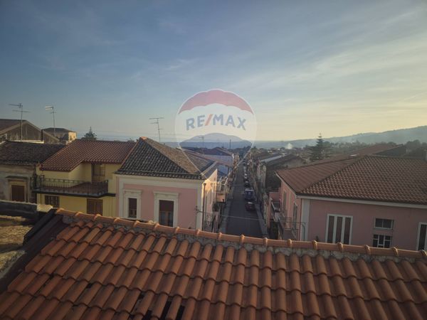 Casa Indipendente Piedimonte Etneo, CT Vendita