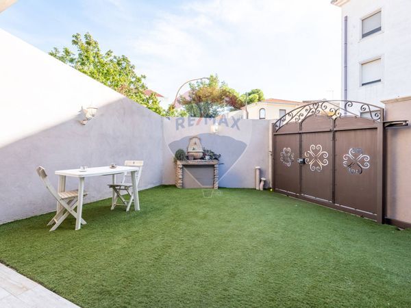 Villa a schiera Centro, Sinnai, CA Vendita