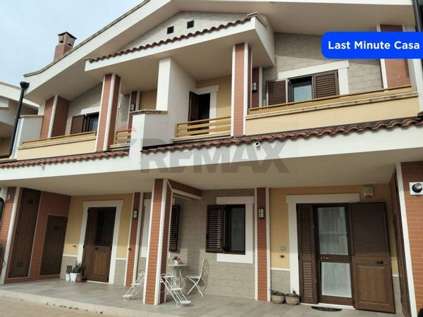 Villa a schiera Montagna, Manfredonia, FG Vendita