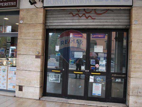 Negozio Saffi, Bologna, BO Affitto