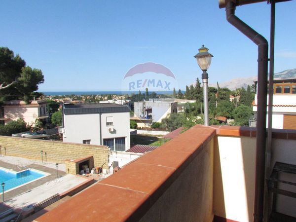 Villetta bifamiliare Villagrazia di Carini, Carini, PA Vendita