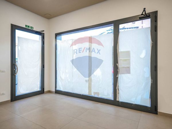 Negozio Centro, Rovigo, RO Affitto - Foto 2