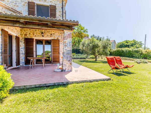 Cascina/Casale Manciano, GR Vendita