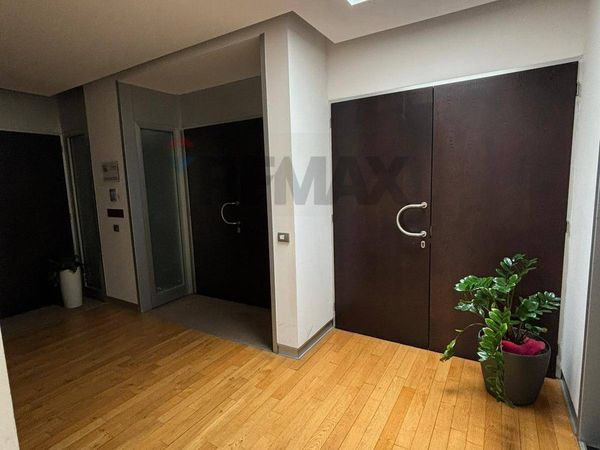 Locale Commerciale Ventena, Montevarchi, AR Affitto