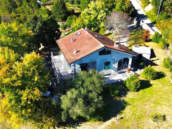 Villa singola Brugnato, SP Vendita