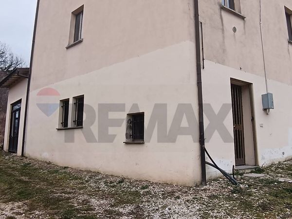 Casa Semindipendente Cerqueto, Gualdo Tadino, PG Vendita - Foto 2