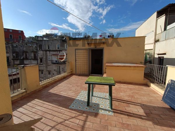 Appartamento San Ferdinando, Napoli, NA Affitto