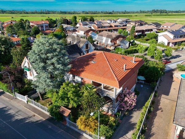 Villetta bifamiliare Caresanablot, VC Vendita