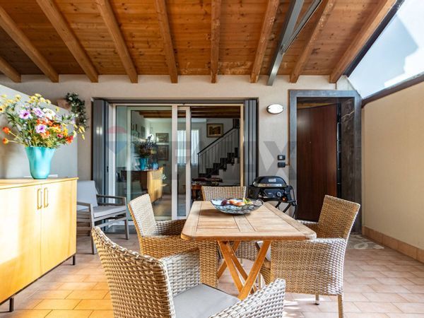 Attico/Mansarda Besana in Brianza, MB Vendita