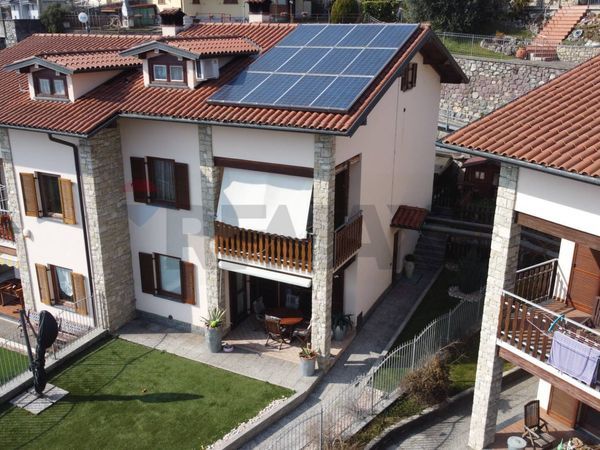 Villetta bifamiliare Costa Volpino, BG Vendita