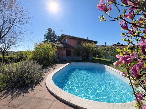 Casa Indipendente Borgo Ticino, NO Vendita