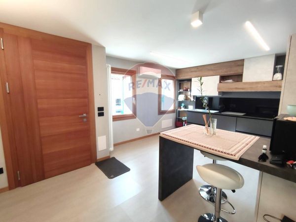 Casa Semindipendente Valdobbiadene, TV Vendita