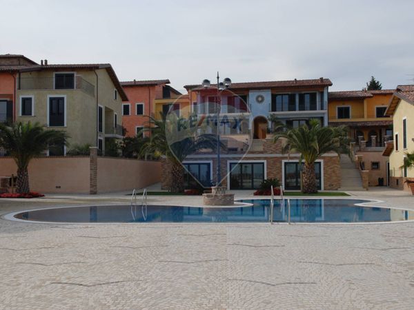 Appartamento Tortoreto Alta, Tortoreto, TE Vendita