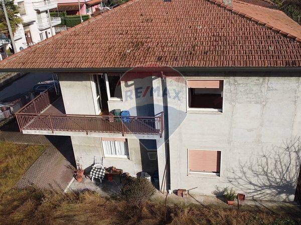 Villetta bifamiliare Biandronno, VA Vendita