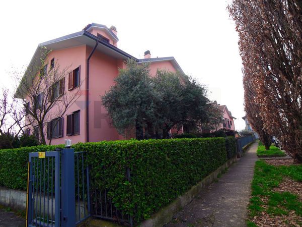 Appartamento Trezzano Rosa, MI Vendita