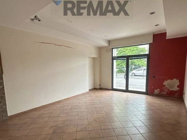 Negozio S.Agabio - S. Rocco, Novara, NO Affitto - Foto 2