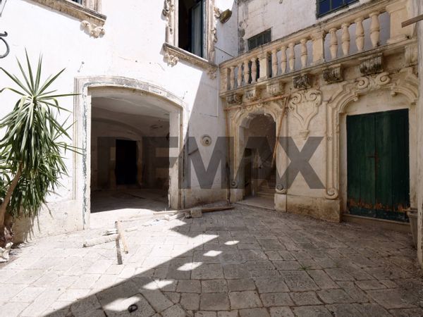 Casa Indipendente Centro Storico, Galatina, LE Vendita - Foto 2