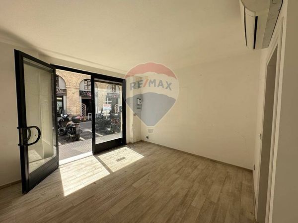 Negozio Centro, Ancona, AN Affitto - Foto 2