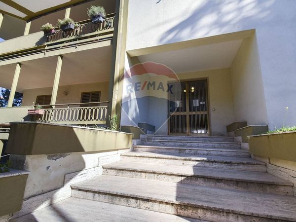 Appartamento Giarre, CT Vendita