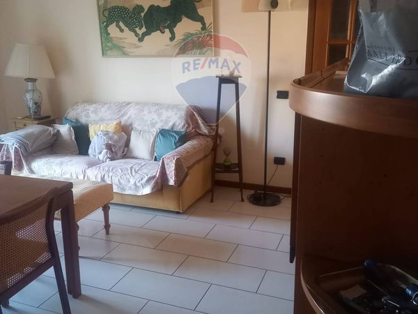 Appartamento San Nicola la Strada, CE Vendita