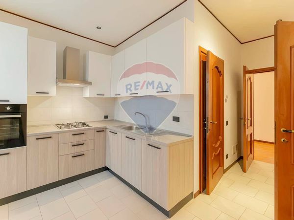 Appartamento Samarate, VA Vendita